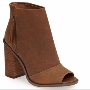 Kelsi Dagger brown leather brooklyn bushwick dress sandal size 9